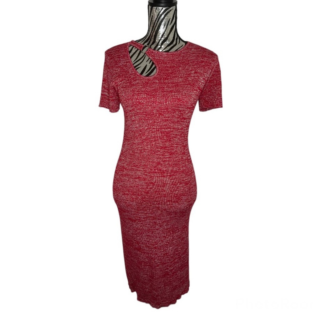 Juniors’ Short Sleeve Red Glitter Teardrop Dress